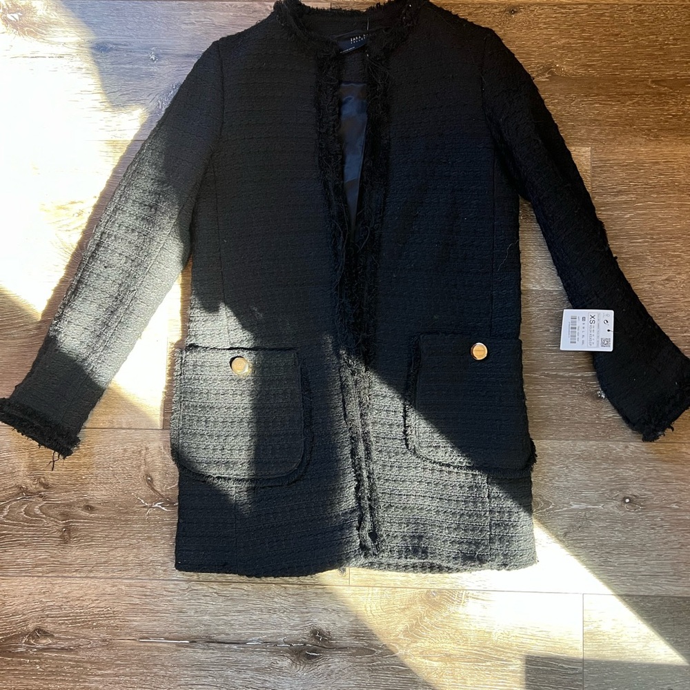 Zara Black Textured Open-Front Women's Coat with Gold Button Pockets